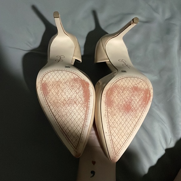 Prizma D'Orsay Pump in Sand Dune - Picture 2 of 4